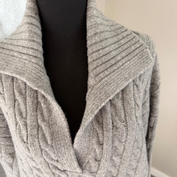 New with Tags Sweater - Picture 2 of 5